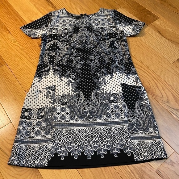 Abercrombie paisley pattern shift dress with pockets, size S, EUC - Picture 2 of 10